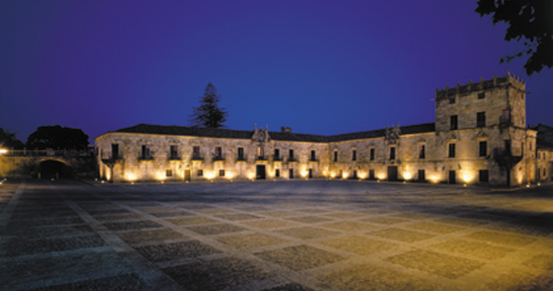 Plaza de Fefiñáns